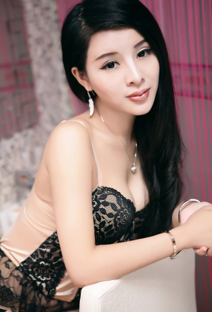 国民玉女沈熙媛白衫黑内私房写真(图10)