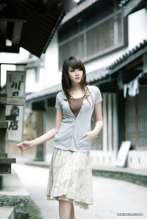 介于清纯和性感间的气质美人(图7)