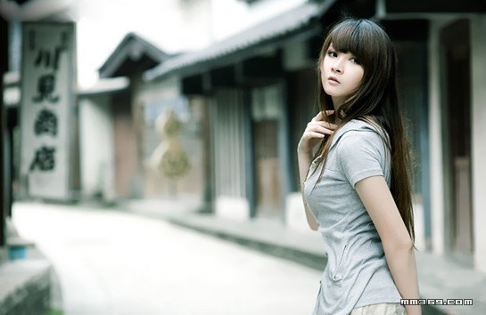 介于清纯和性感间的气质美人(图8)