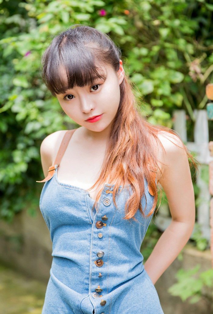 萝莉妹子柳侑绮雪亮大眼郊游照(图11)