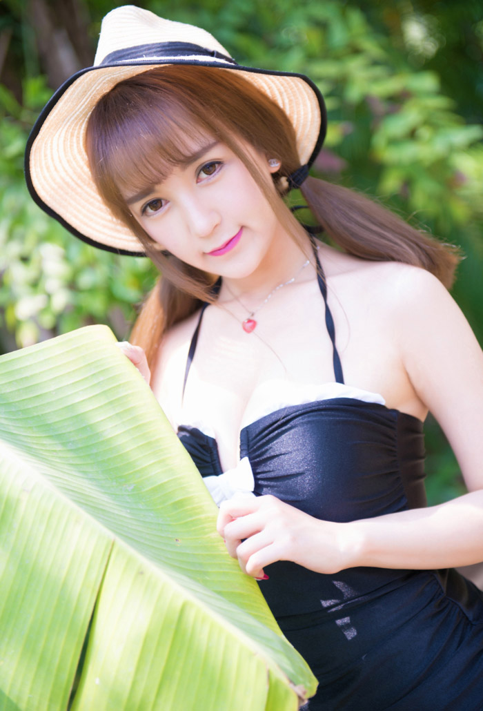 可爱小潘鼠蝴蝶结上难掩迷人美胸(图10)