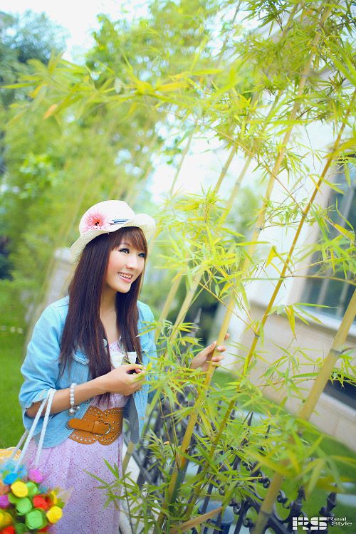 很有春天气息的晨间美女(图13)