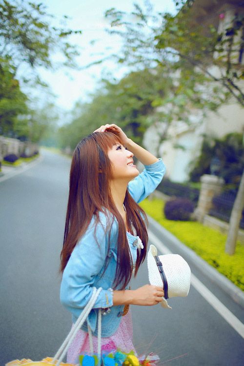 很有春天气息的晨间美女(图16)