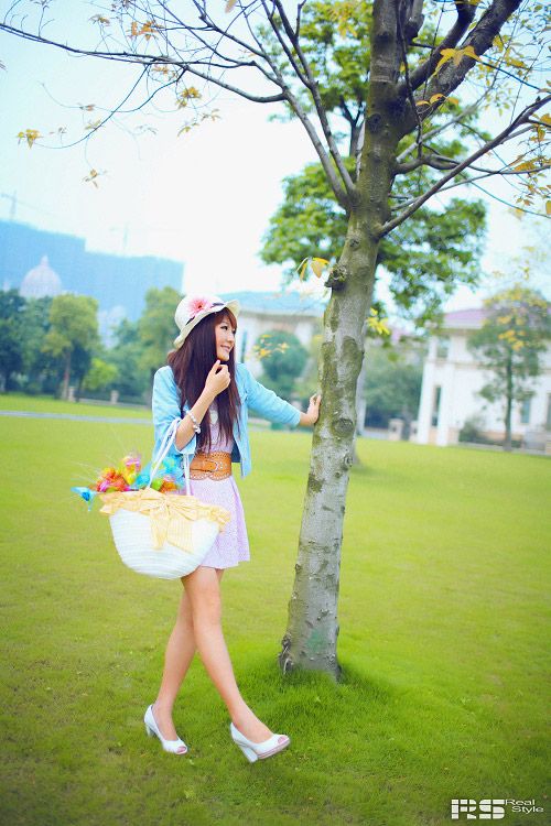 很有春天气息的晨间美女(图3)