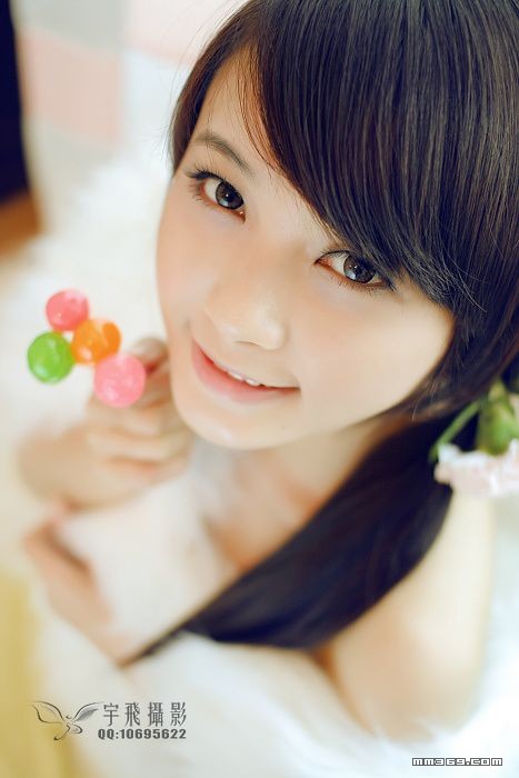 少女知知高清私房写真(图8)