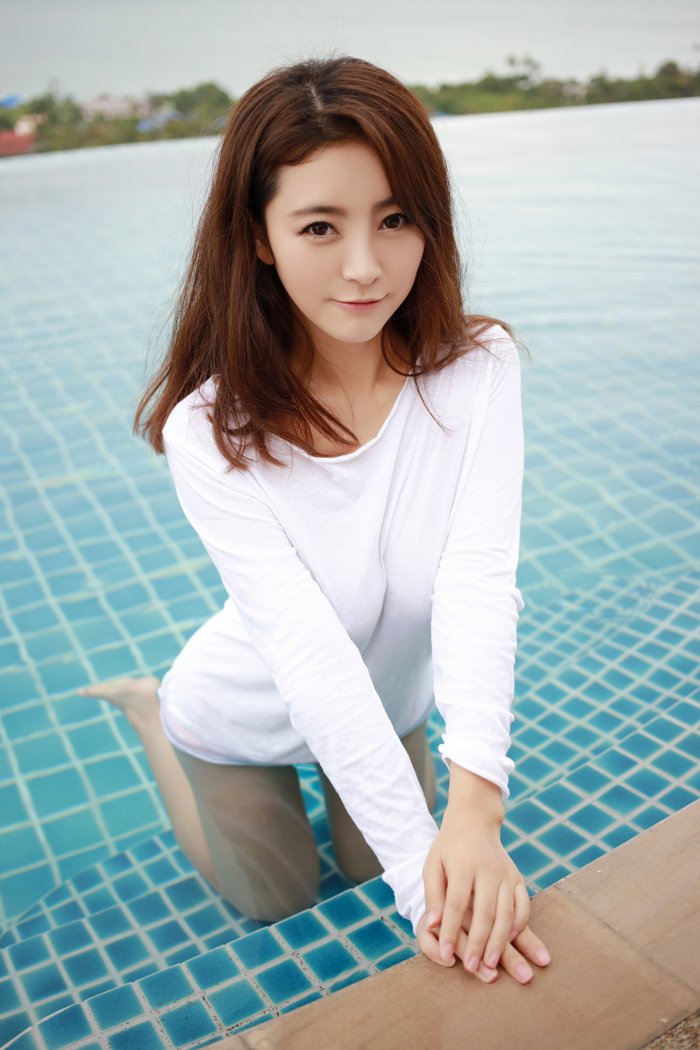 绝色妹子夏茉旅拍依然不忘秀美臀(图39)