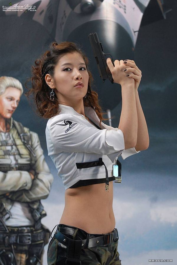 游戏展上真是美女COSPLAY(图9)