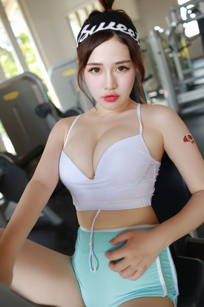 运动宝贝徐嘉乐比基尼难掩美乳尽现(图13)