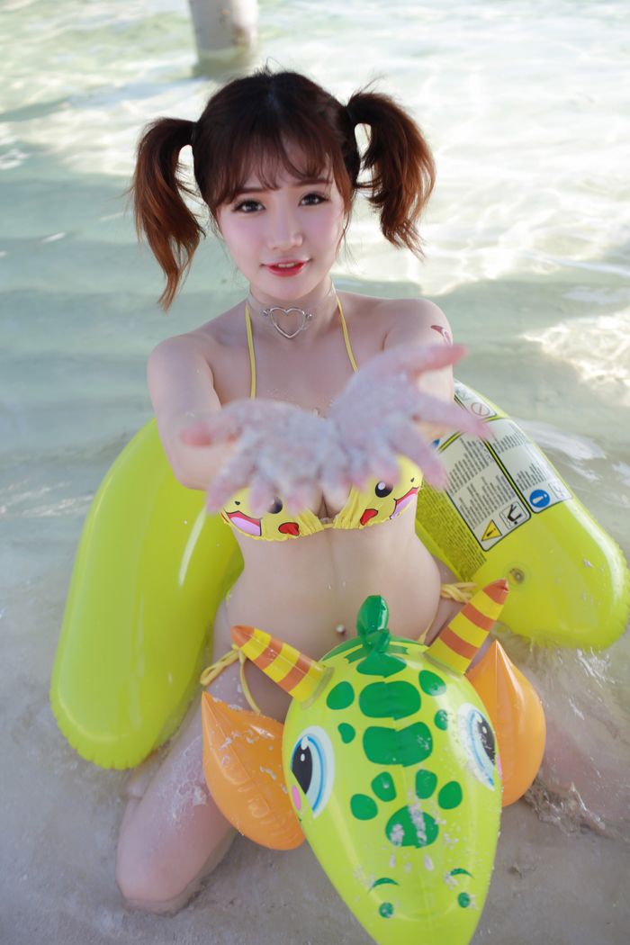 运动宝贝徐嘉乐比基尼难掩美乳尽现(图32)