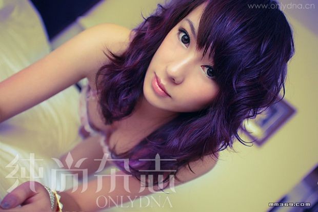 纯情尤物敏敏杂志封面写真(图5)