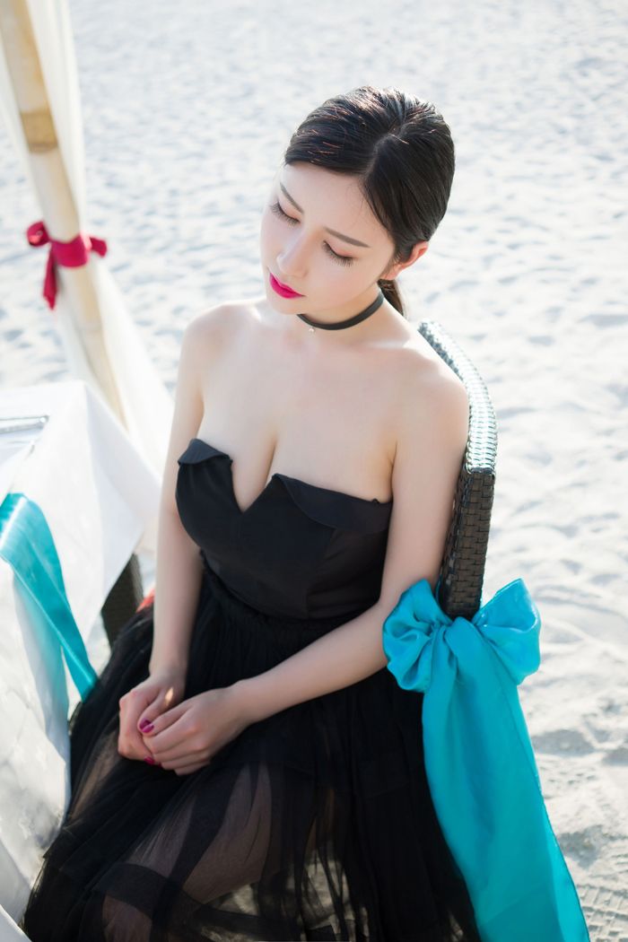 比基尼女神于姬mm沙滩公寓风情写真(图20)