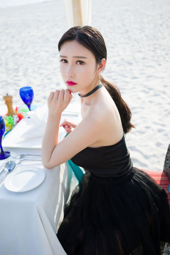 比基尼女神于姬mm沙滩公寓风情写真(图21)