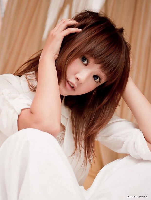 清纯气球女孩水汪汪大眼睛(图13)