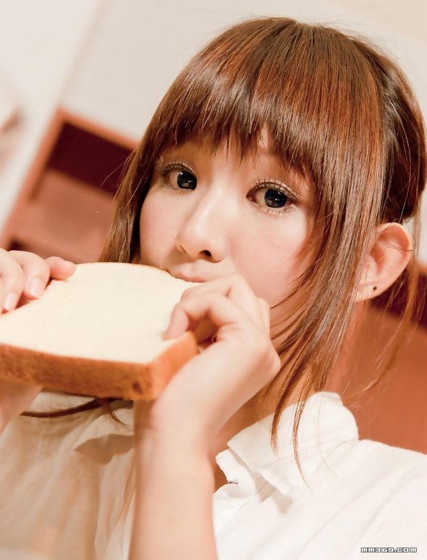 清纯气球女孩水汪汪大眼睛(图17)