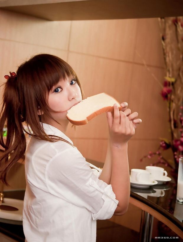 清纯气球女孩水汪汪大眼睛(图21)