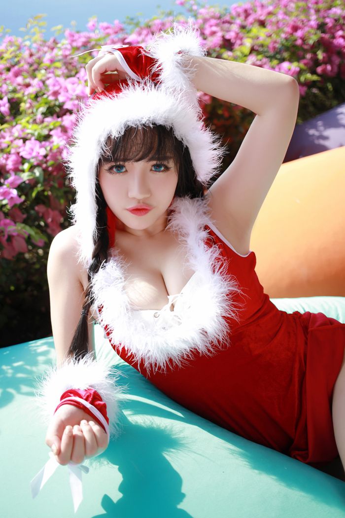 制服美女徐cake圣诞装提前来献礼(图7)