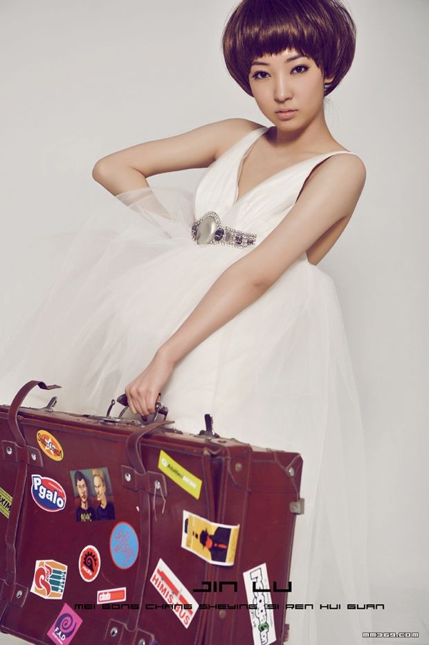 时尚可爱婚纱照有点小性感(图17)