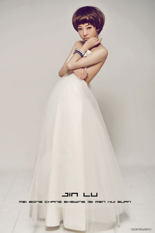 时尚可爱婚纱照有点小性感(图20)