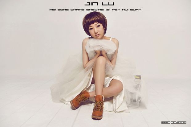 时尚可爱婚纱照有点小性感(图8)