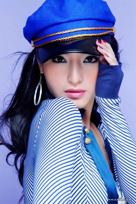 形象百变的气质型美人(图5)