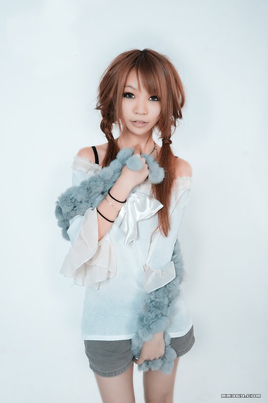 90后邻家女孩纯情写真图(图10)