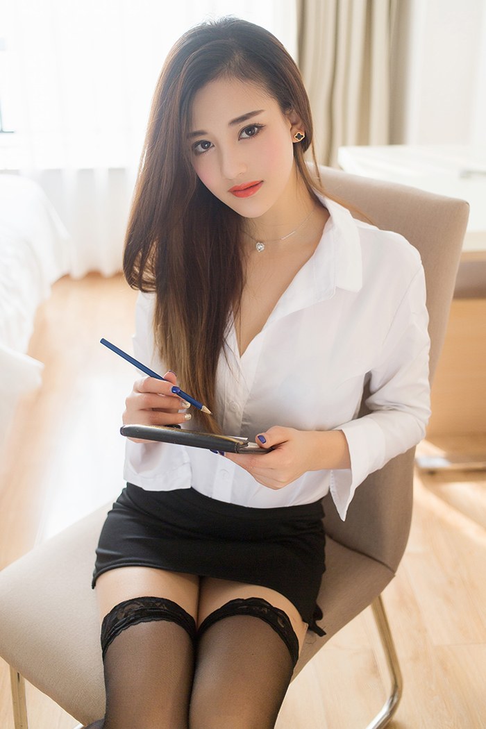 黑丝少女娜娜办公室OL女神范十足(图36)