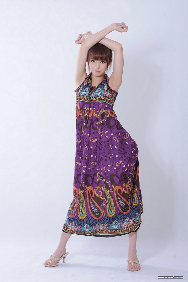 带点时尚味道的MM黄诗思(图6)