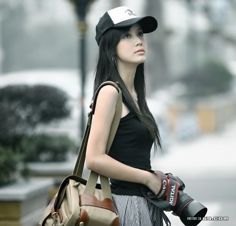 绝色美女摄影师的张望(图6)