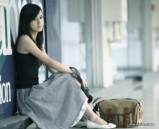 绝色美女摄影师的张望(图9)