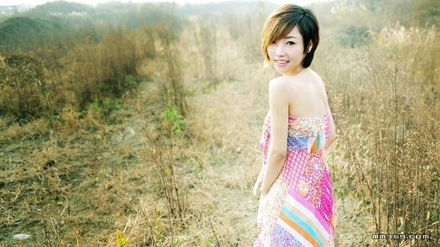 绝美少女的清凉绚丽夏装(图3)