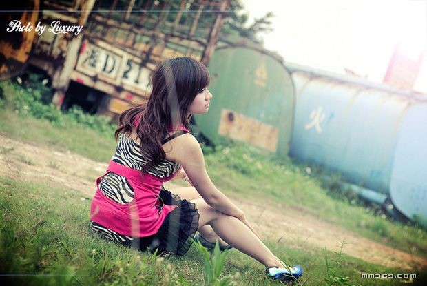 一脸清纯的红衣女孩(图7)