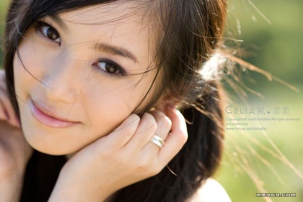 CeliaKungq的清纯气质(图1)