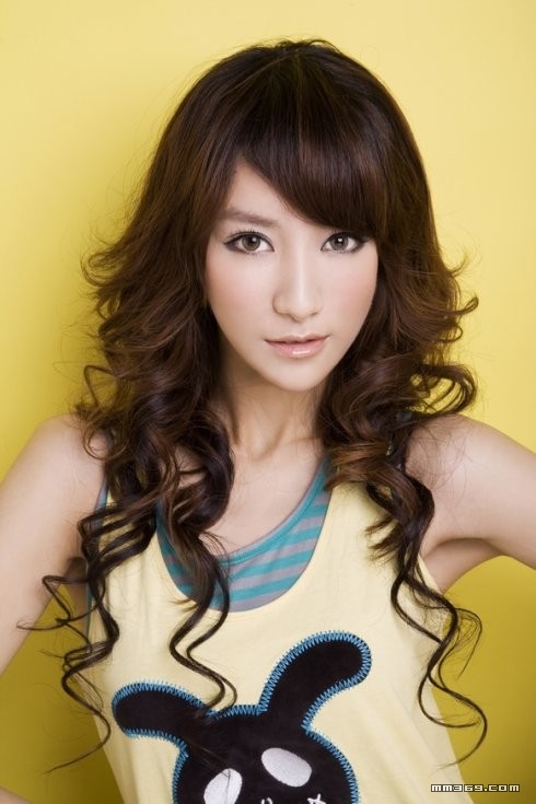 靓丽佳丽个性时尚写真(图2)