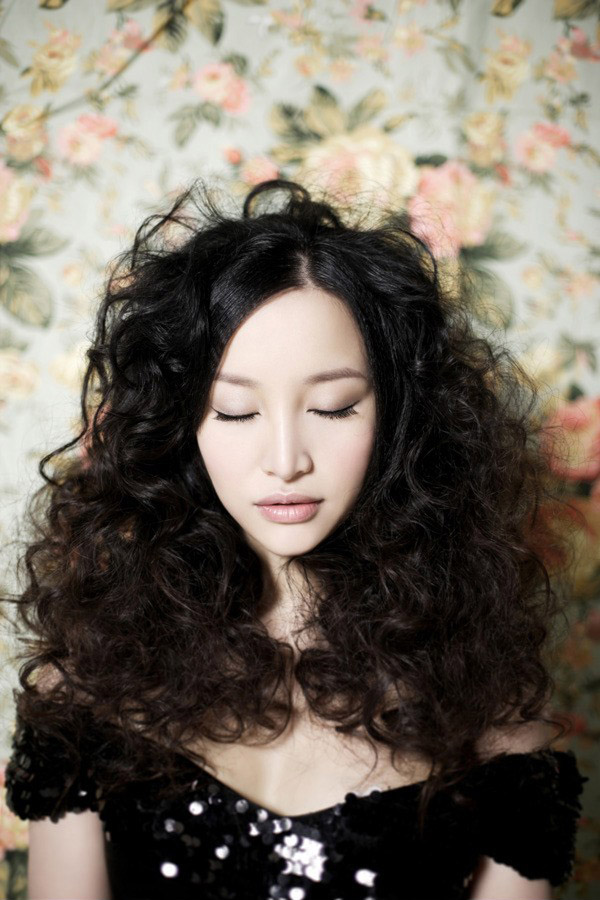 Ayawawa经典爆炸头写真(图6)