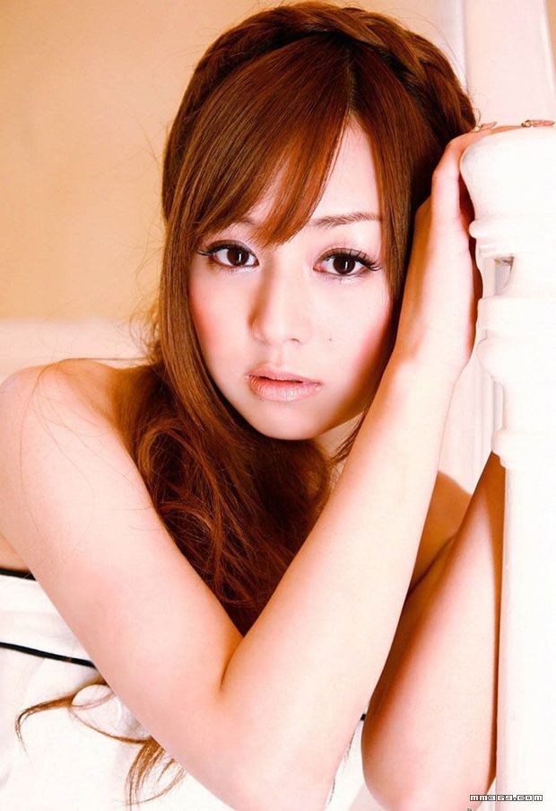 粉嫩小美女的多面性感(图14)