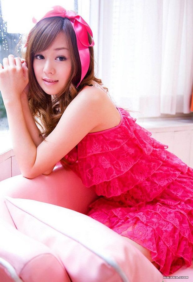 粉嫩小美女的多面性感(图8)