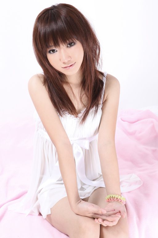 晨晨的最新清纯靓照(图7)