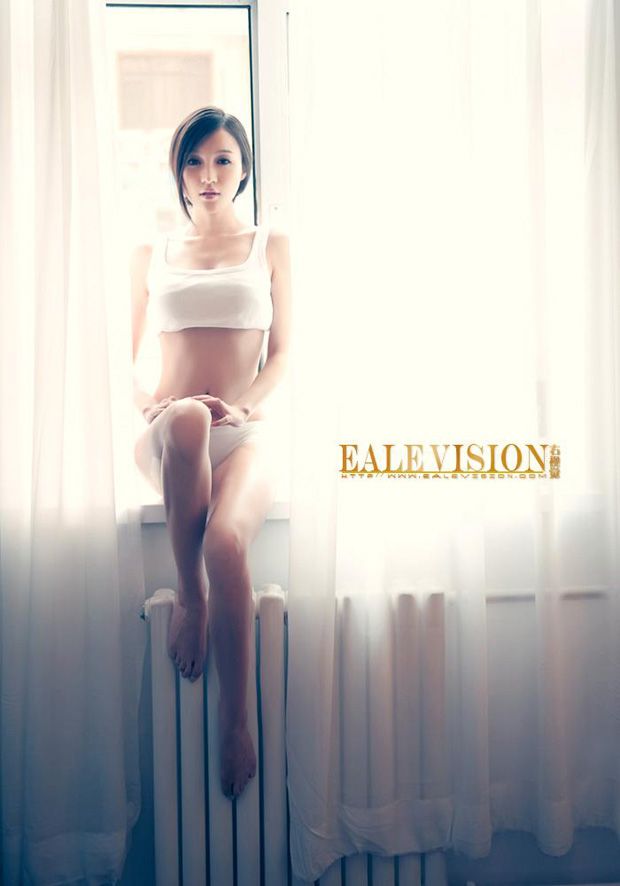 素颜美女 纯白色私房诱惑(图10)