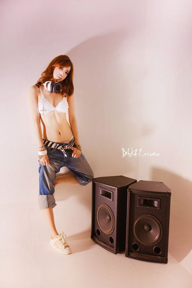 爱上音乐爱上性感的MM(图2)