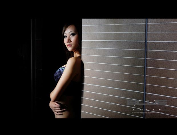 精致的面孔 婀娜多姿的身材(图10)