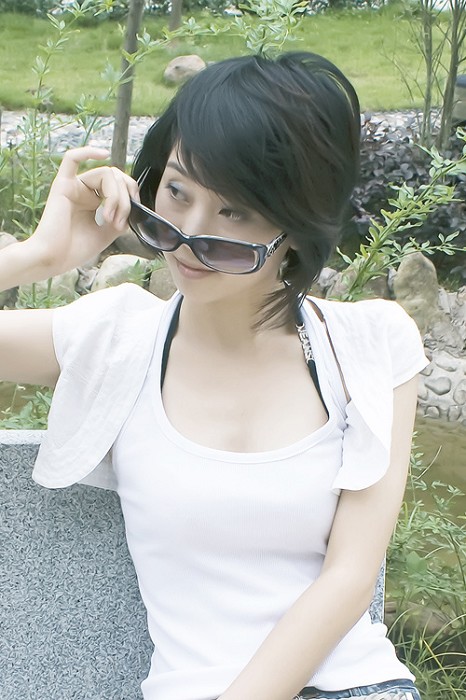 八卦百变女生·Ｂ涕虫(图3)