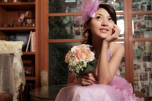 美丽90后少女闺房性感秀(图12)