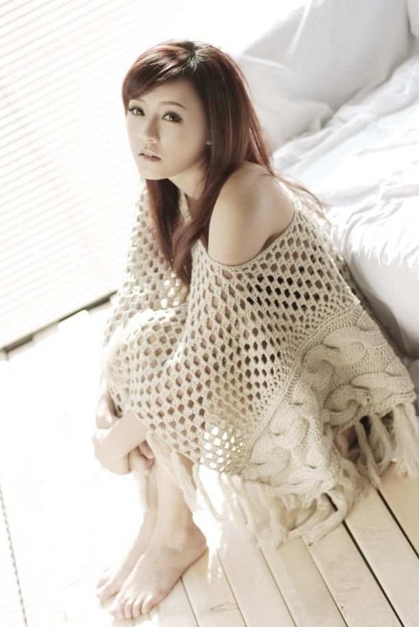 美女张楠自家清纯私房自拍(图3)