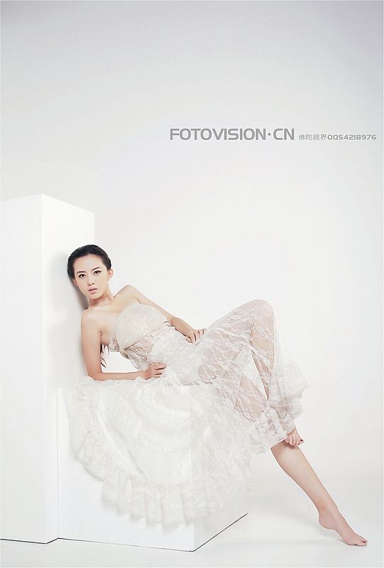 高清美女摄影大片：寂静时光(图3)