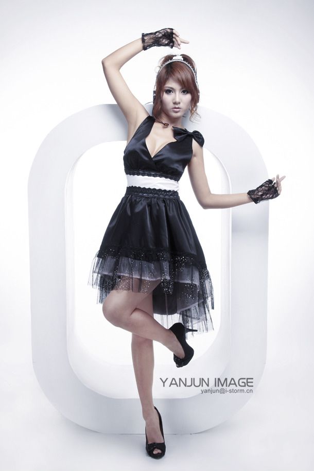 美女精品耳机广告代言《初音未来》(图4)