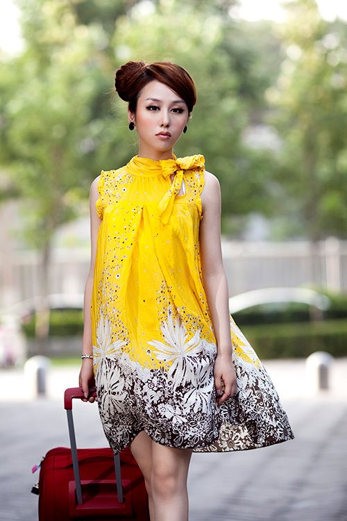 清纯金伊彤甜美时尚写真(图3)