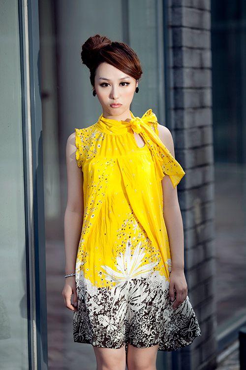 清纯金伊彤甜美时尚写真(图6)