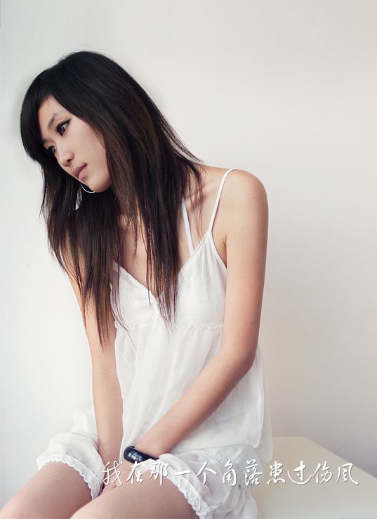 丽人MM独秀S形绝美好身材(图7)