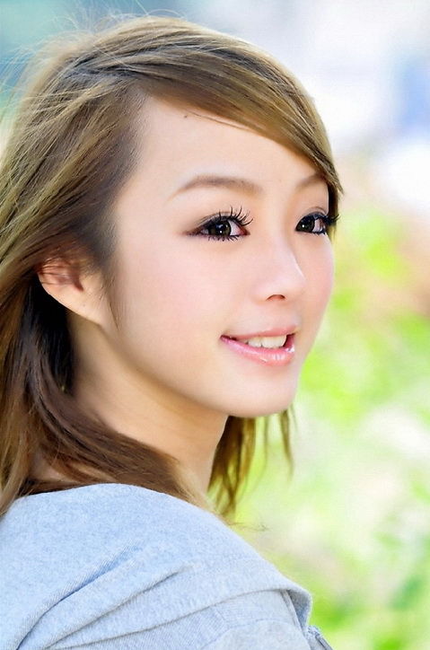 90后清纯美眉黄诗思私房照(图7)