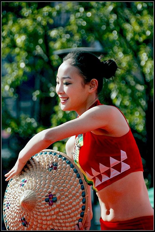 各类清纯美女展示各式各样表情(图2)